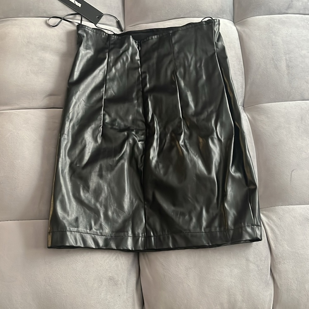 “Fashion Nova- Faux Leather Skirt size small” - Picture 3 of 6